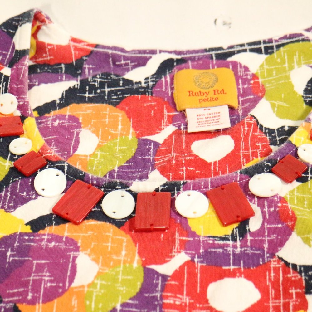 RUBY RD. Petite Multicolor Geometric Print 3/4 Sleeve Top Size Petite Small - Picture 4 of 10